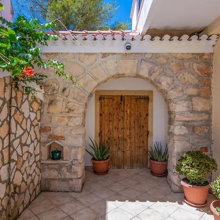 Sunbliss Studios&apartments Apartahotel 4*