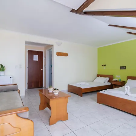 Sunbliss & Apartmanhotel Alikész